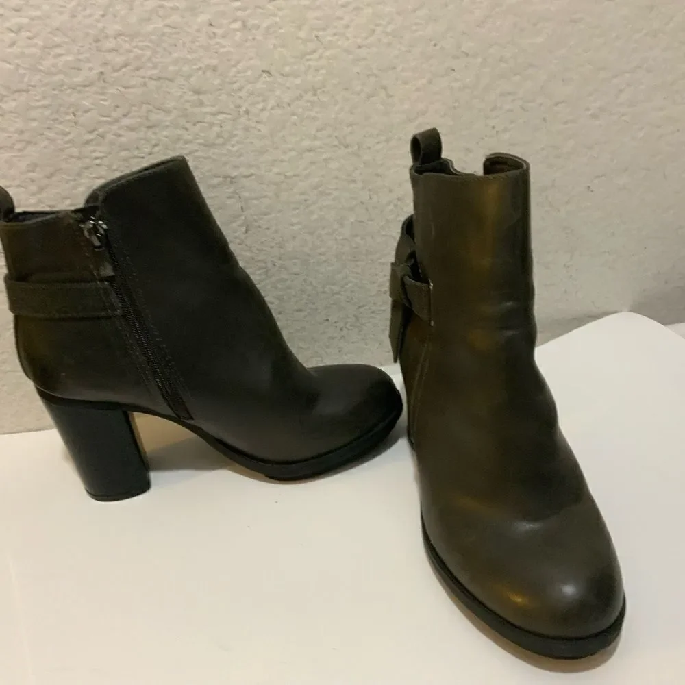 A+ Ellen Ankle Women Booties Grey